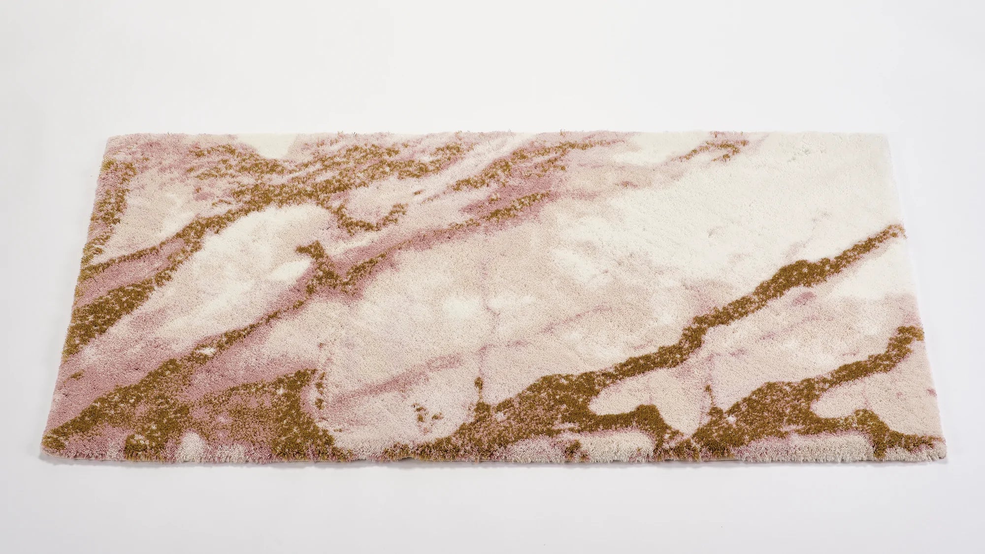 Rosy Rug 27" x 47"