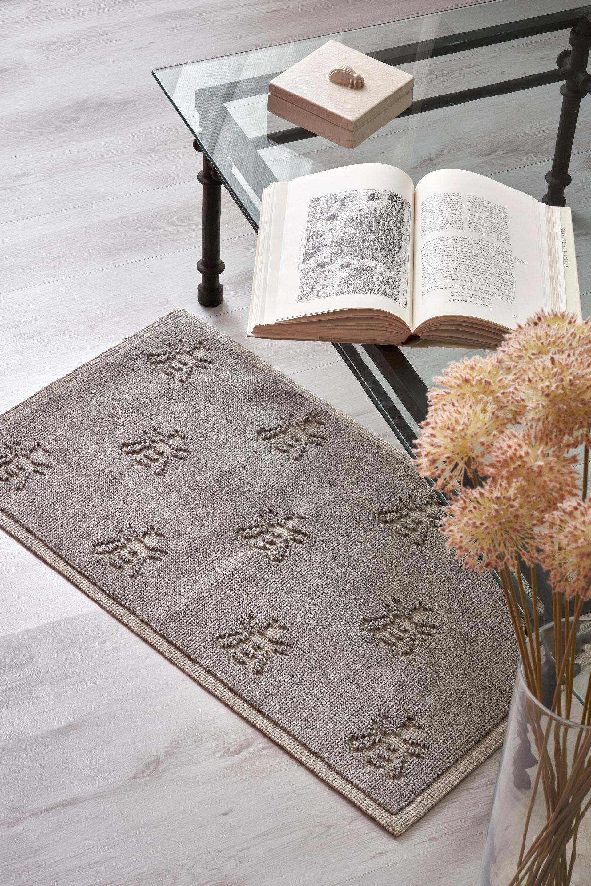 Empire Rug